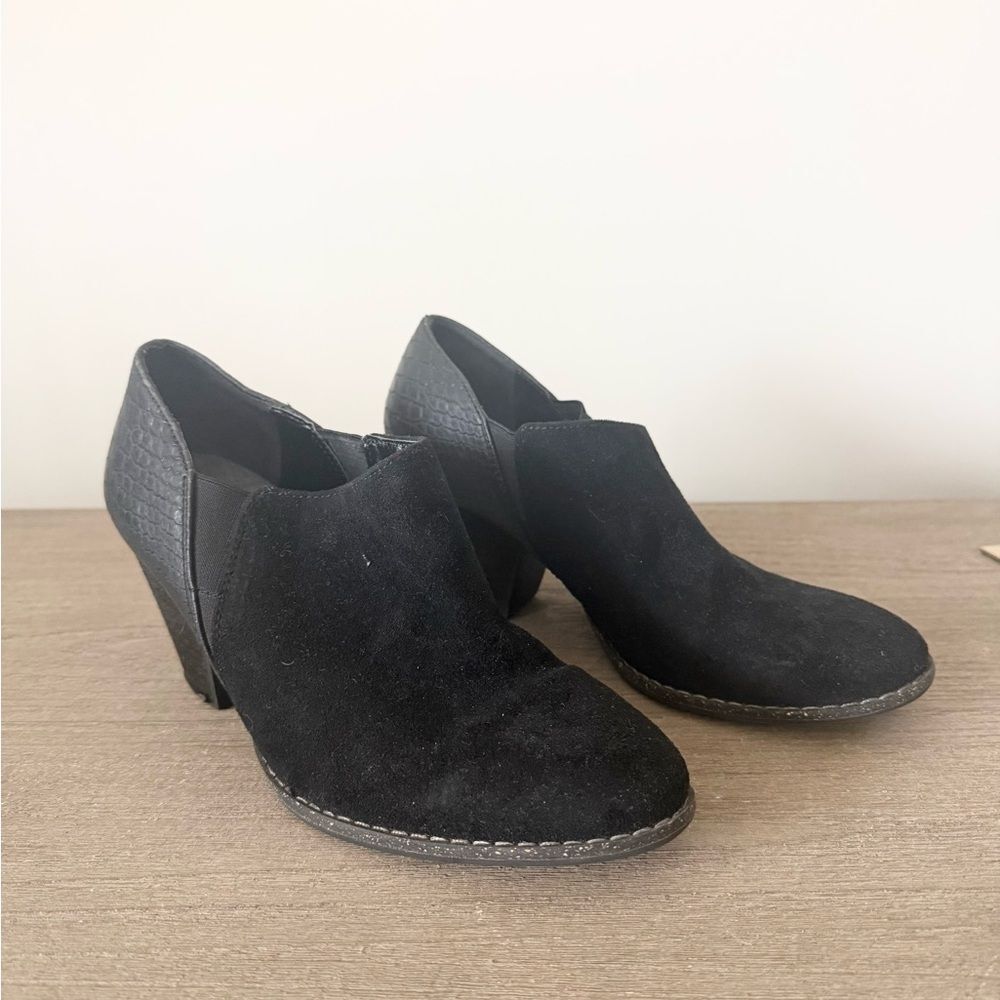 Dr. Scholl's Charlie Ankle Boot in Black Faux Suede Size 10